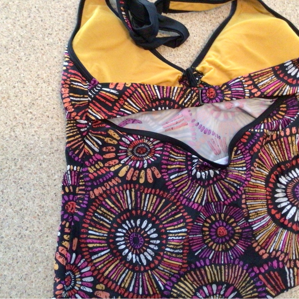 Tankini - Picture 2 of 9